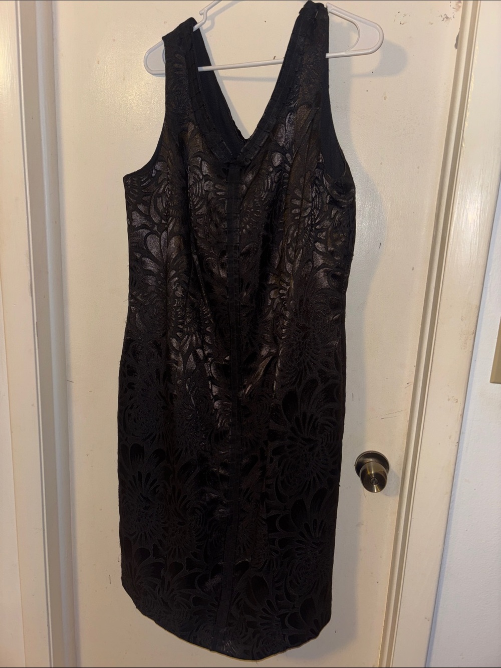 Carmen Marc Valvo Black Floral Lace Midi Dress